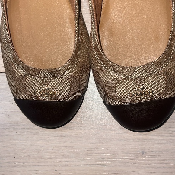 Town/tan Coach flats size 7-71/2 Chelsea - Picture 4 of 6